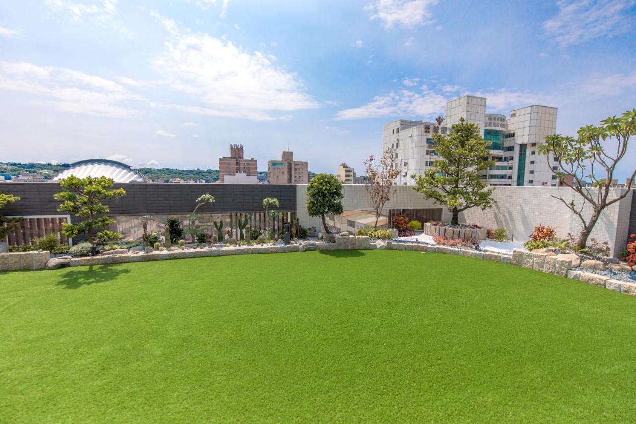 He-Jia Hotel Миаоли Екстериор снимка